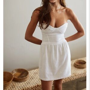 Aura Calliope mini dress strapless preppy mean girl White size S NWT Graduation